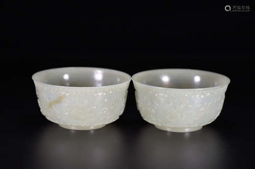 PAIR OF CHINESE CARVED HETIAN JADE BOWL