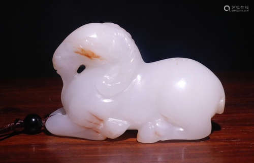 CHINESE CARVED HETIAN JADE ORNAMENT