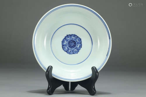 XUANDE MARK, CHINESE BLUE & WHITE PLATE