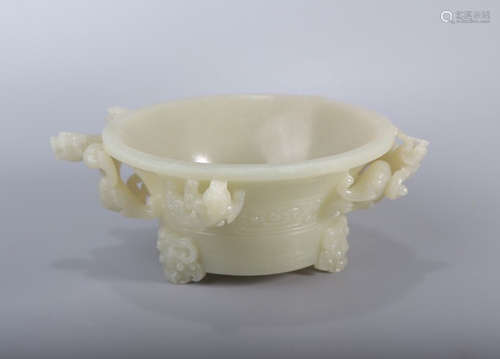 CHINESE CARVED HETIAN JADE DRAGON CUP