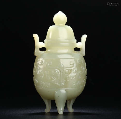 CHINESE CARVED HETIAN JADE CENSER