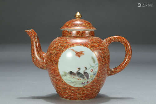 QIANLONG MARK, CHINESE FAMILLE ROSE TEA POT