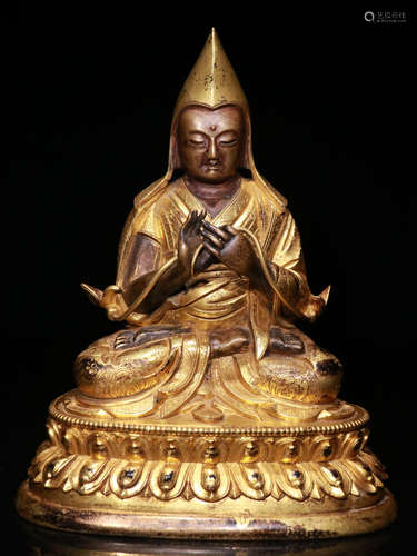 CHINESE GILT BRONZE BUDDHA