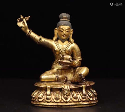 CHINESE GILT BRONZE BUDDHA