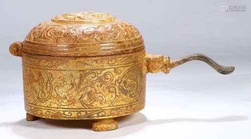 A GILT BRONZE BOX EMBEDDED WITH HETIAN JADE