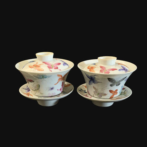 Qing Dynasty Famille Rose Butterfly Pattern Twain Tea Cups with Cap, Tong Zhi Nian Zhi Mark 