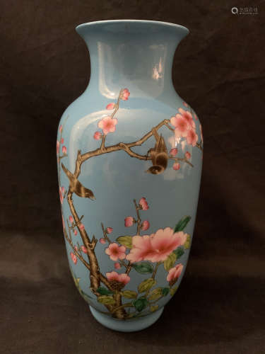 Qing Dynasty Yong Zheng Famille Rose Happiness Vase