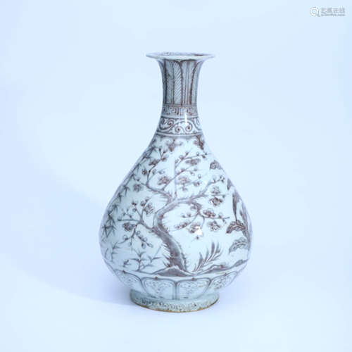 A Chinese Underglazed Red Porcelain Vase