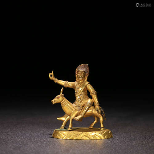 A Chinese Gild Bronze Statue of the Heavenly King