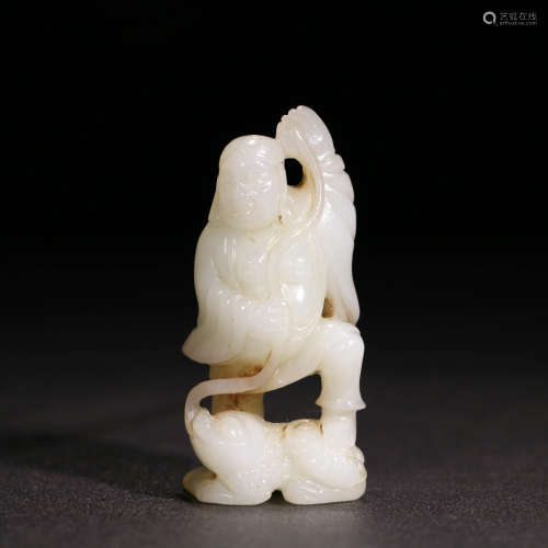 A Chinese Hetian Jade Carved Pendant