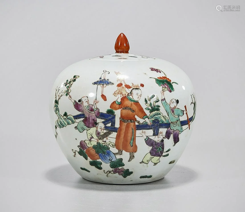 Chinese Wucai Porcelain Covered Jar