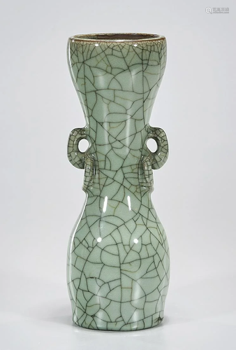 Chinese Green Crackle Glazed Vase