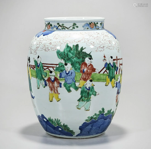 Chinese Famille Verte Porcelain Jar