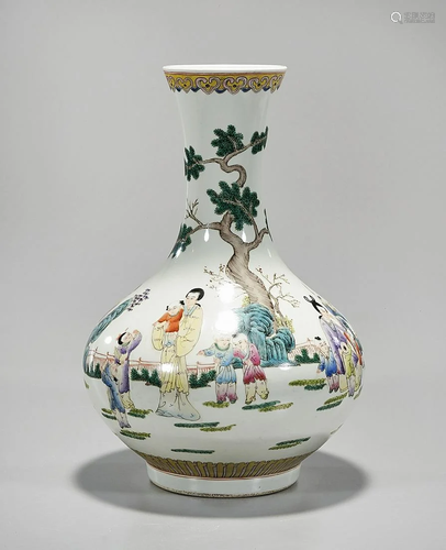 Chinese Enameled Porcelain Vase