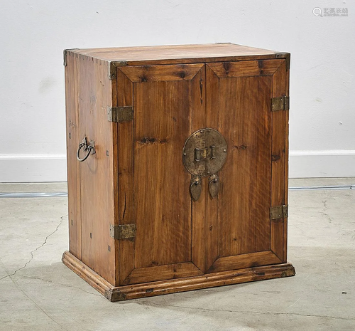 Chinese Hard Wood Cabinet