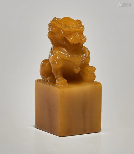 Chinese Carved Shoushan Stone Lion-Form Seal