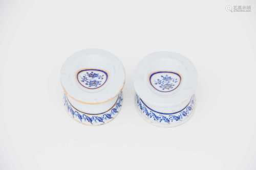 A pair of Chinese trencher salts, Qianlong, circa 1780, of oval form with sunken centre decorated