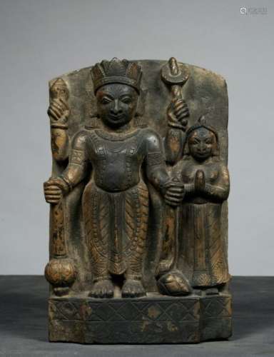Vishnu Inde ca 17° 18° siècles Pierre. H. 26,5 cm …