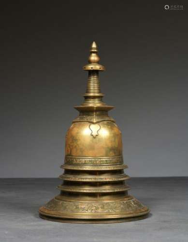 Stupa Sri Lanka, ca 19° siècle Alliage cuivreux. H…