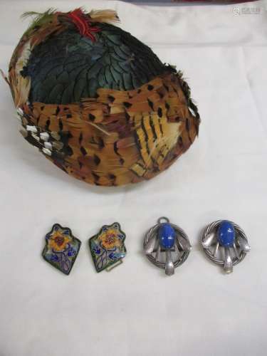 A vintage feather hat A/F, together with two pairs of buckles; one pair of Art Nouveau cloisonne