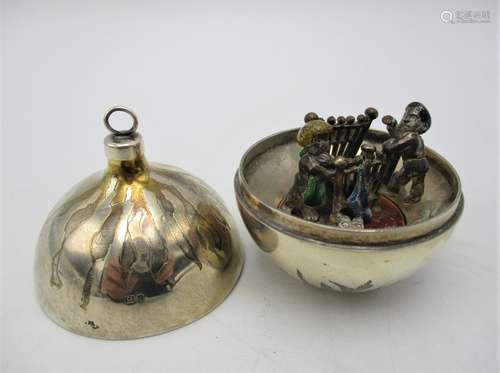 A Stuart Devlin novelty silver Christmas bauble, London 1985, the inside revealing children