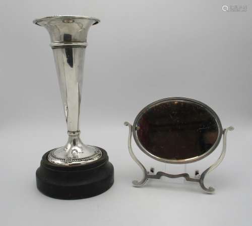 An early 20th century silver trumpet vase, Birmingham 1944, designed with gadrooned border to the