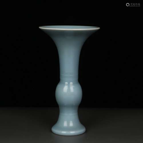 chinese celadon glazed porcelain flower vase