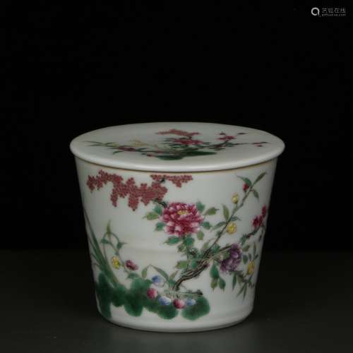 chinese famille rose porcelain cup and cover