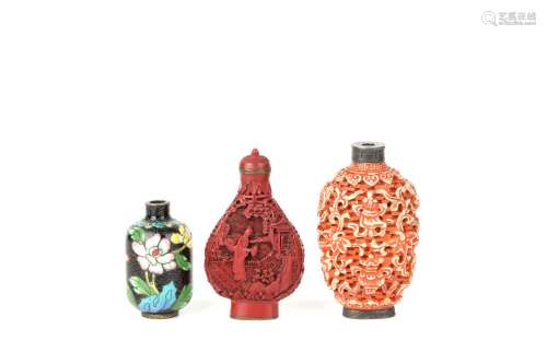 a group of three chinese snuff bottles