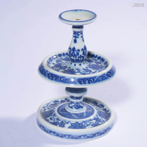 A Blue and White Lotus Patterned Porcelain Ornament