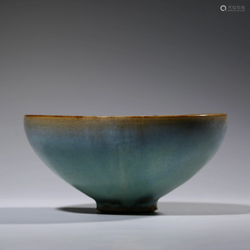 A Jun Kiln Moulded Porcelain Bowl