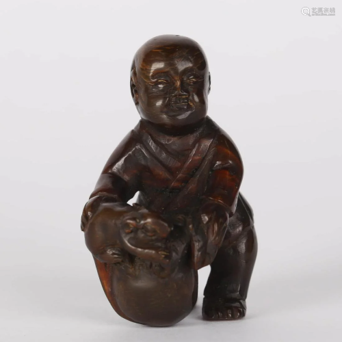 A Rosewood Carved Figure Statue