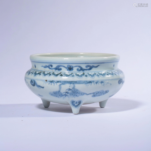 A Blue and White Pine Porcelain Tripod Censer