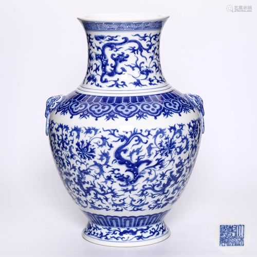 A Blue and White Chi Dragon Porcelain Zun With Double