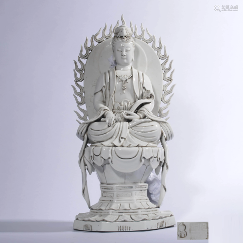 A Sitting Porcelain Guanyin Statue