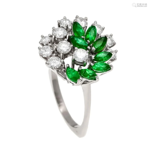 Emerald and brilliant ring WG