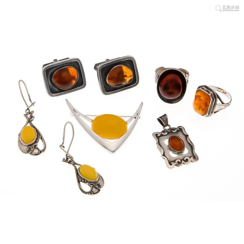 Amber bundle of silver with 8