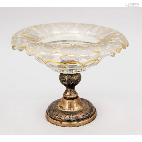 Round bowl with silver base, a