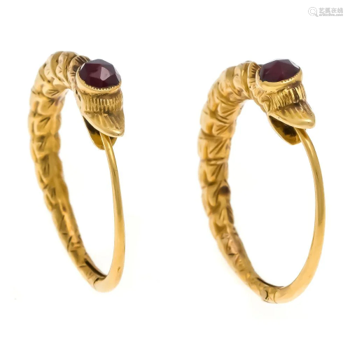 Antique garnet earrings gold 9