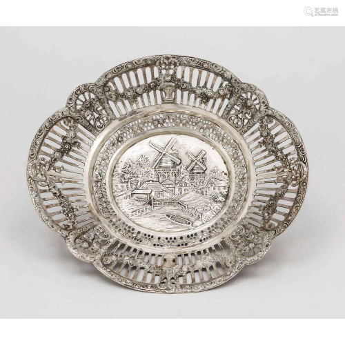 Oval bowl, German, around 1900