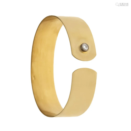 Brilliant designer bangle GG 5