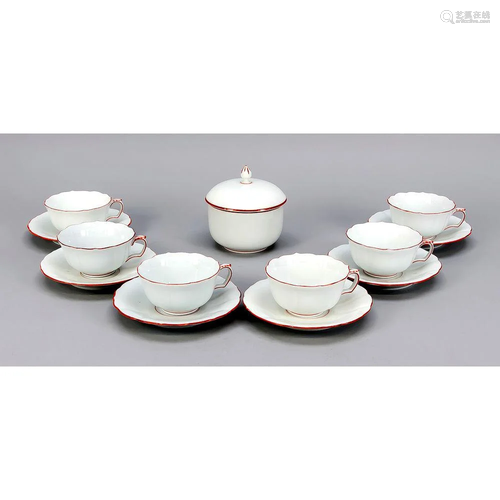 Six tea cups with undercups an