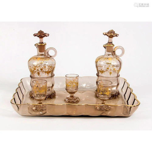 Five-pieces liqueur set on tra