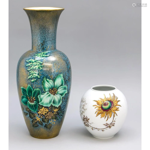 Two Heinrich, Selb vases, stam