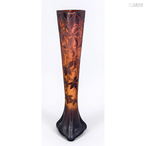 Large Art Nouveau vase, France