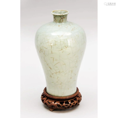 Guan-Ware Meiping Vase, China,