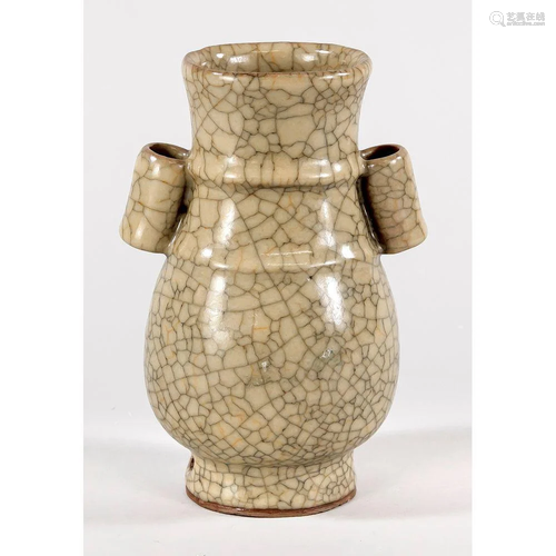 Ge-Ware Hu-Vase, China, 19. Jh