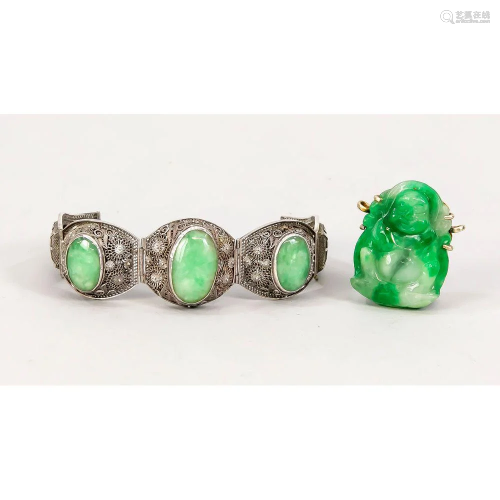 Two pieces of jade jewelry, Ch