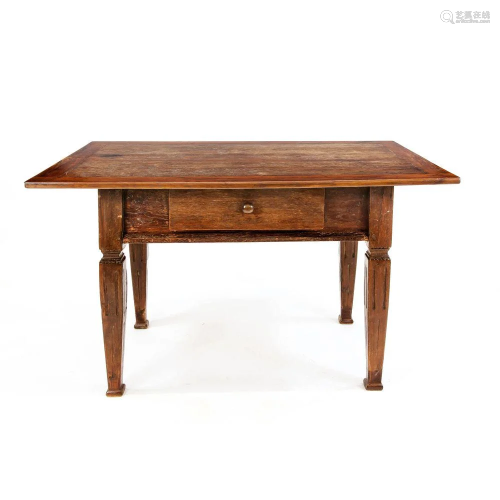Klassizistischer Tisch um 1800