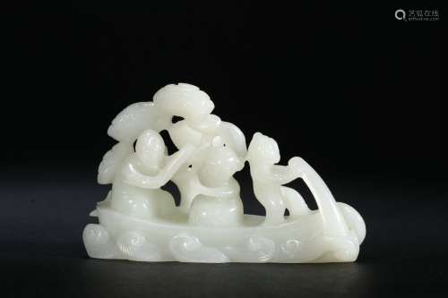 Old Collection ：A Hetian Jade Ornament of A 
Master Under A Pine Tree